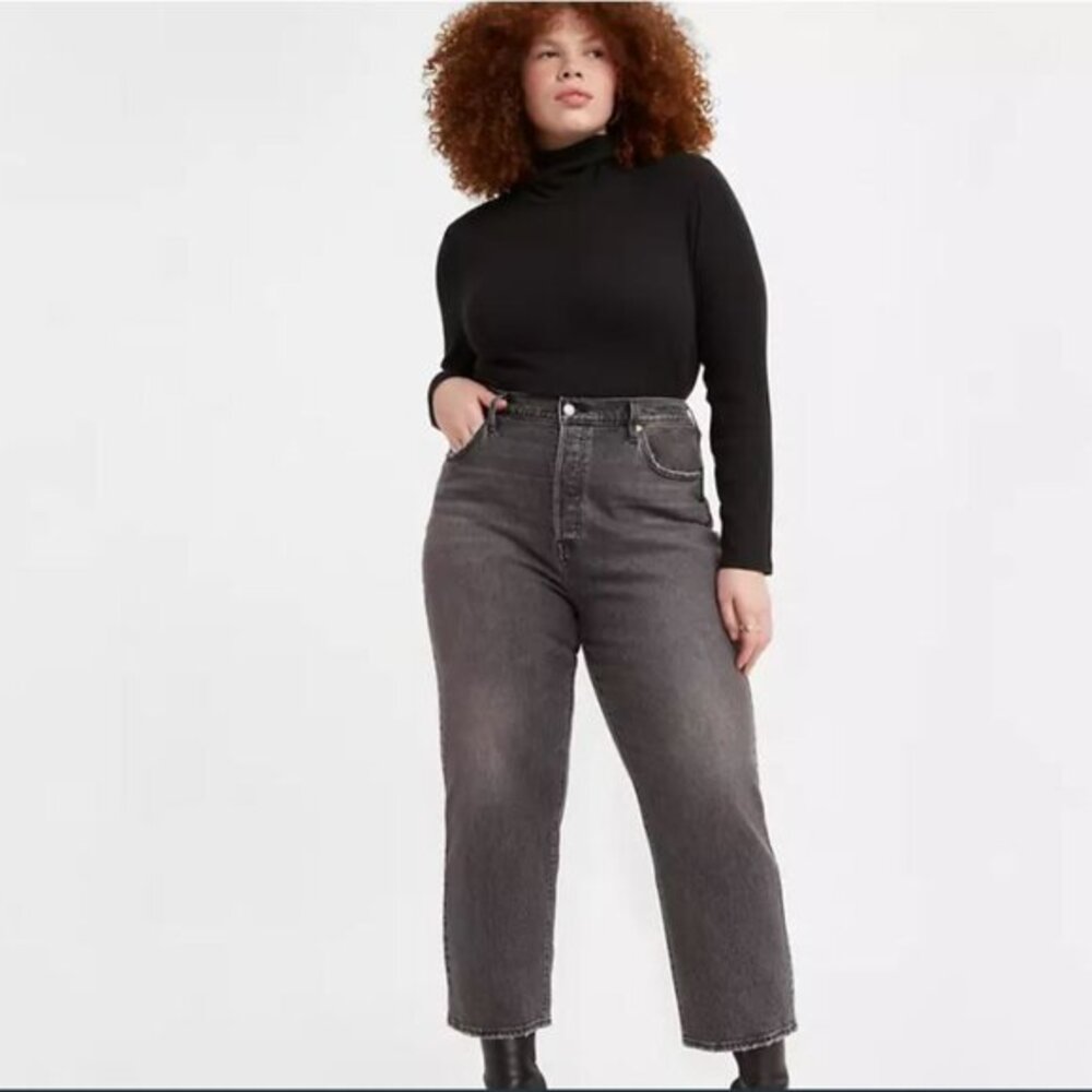 NWT Levi's Premium Ribcage Straight Ankle